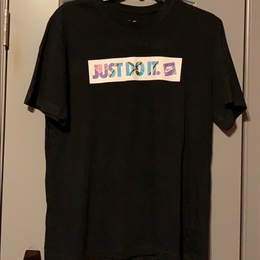 Nike T shirt